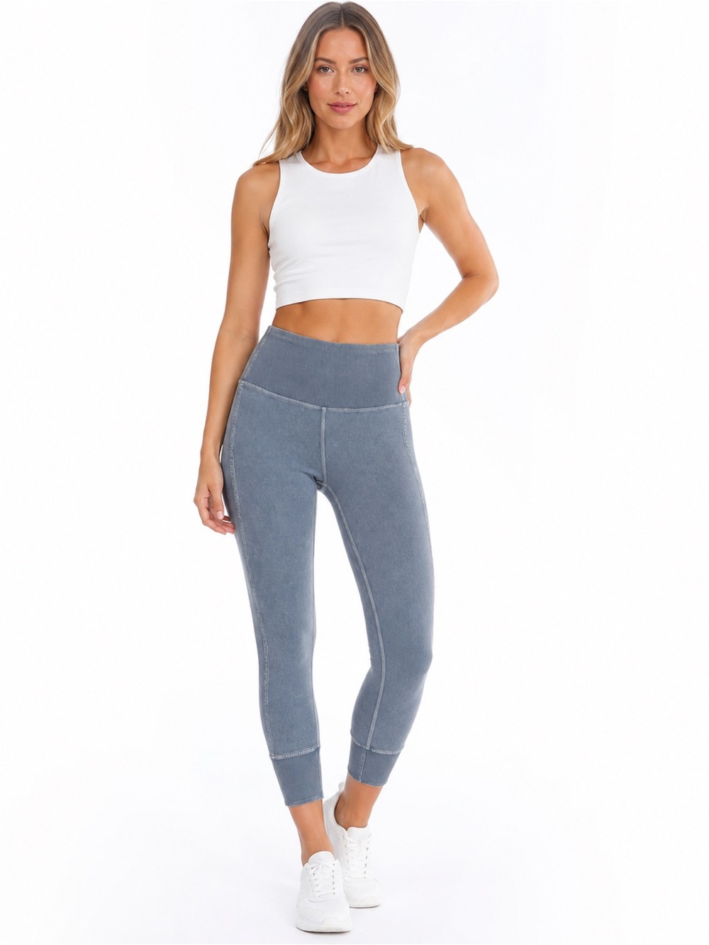 Lululemon ribbed Jean color size 6 23” crop